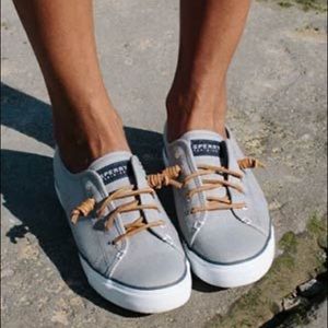 Sperry Sneakers